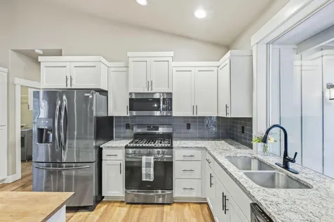 16907 Indio Road Bend OR 97707