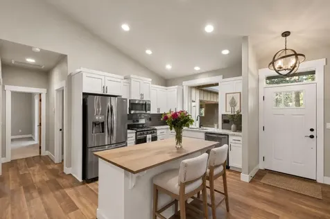 16907 Indio Road Bend OR 97707