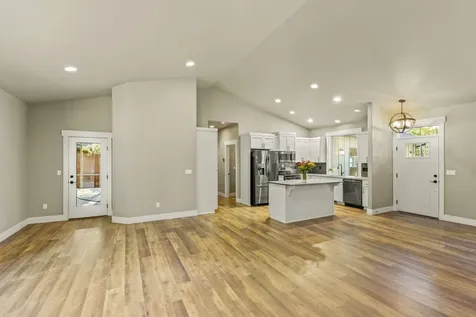16907 Indio Road Bend OR 97707