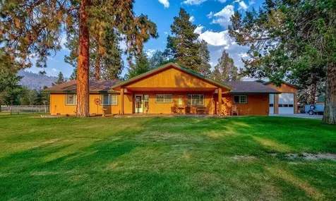 1916 Pine Grove Road Klamath Falls OR 97603