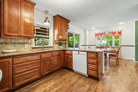 461 Parkside Drive Ashland OR 97520