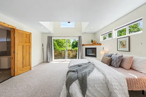 461 Parkside Drive Ashland OR 97520