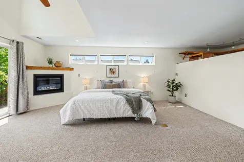 461 Parkside Drive Ashland OR 97520