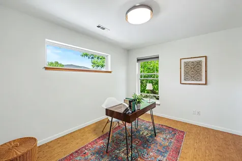 461 Parkside Drive Ashland OR 97520