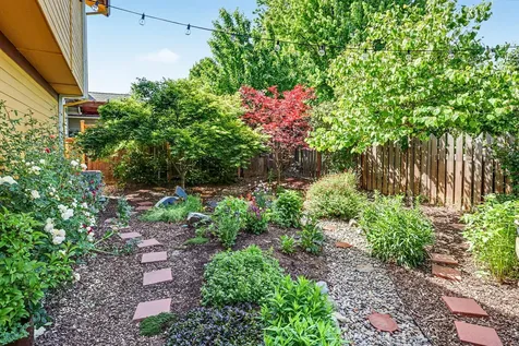 461 Parkside Drive Ashland OR 97520