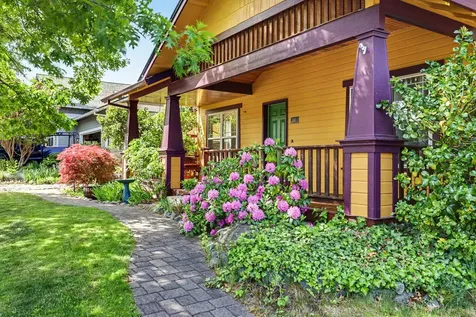461 Parkside Drive Ashland OR 97520