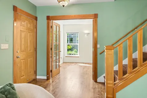 461 Parkside Drive Ashland OR 97520