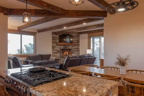 61465 White Peaks Court Bend OR 97702