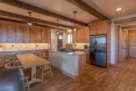 61465 White Peaks Court Bend OR 97702