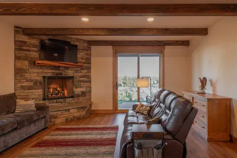 61465 White Peaks Court Bend OR 97702