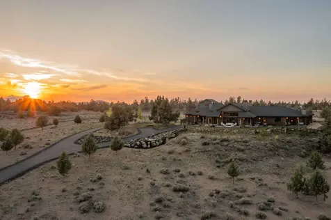 61465 White Peaks Court Bend OR 97702