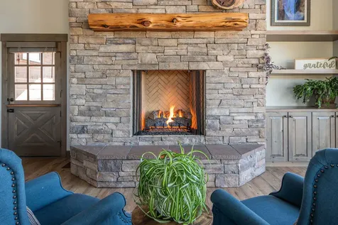 61465 White Peaks Court Bend OR 97702