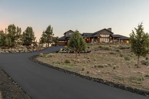 61465 White Peaks Court Bend OR 97702