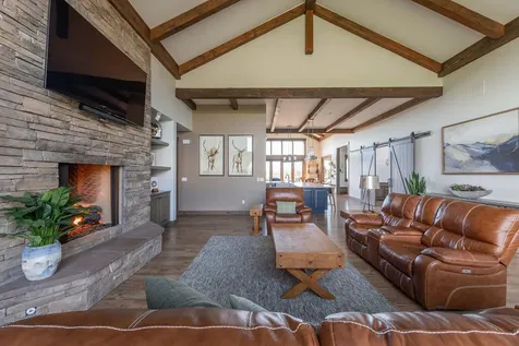 61465 White Peaks Court Bend OR 97702