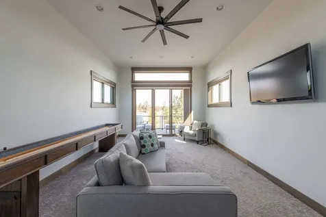 61465 White Peaks Court Bend OR 97702