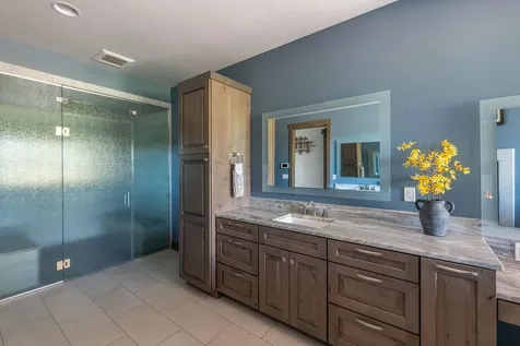 61465 White Peaks Court Bend OR 97702
