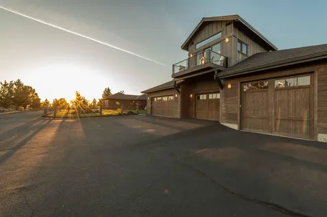 61465 White Peaks Court Bend OR 97702