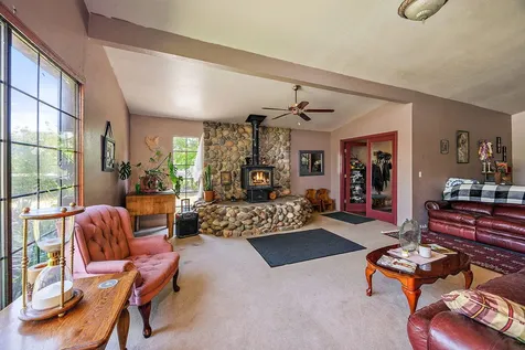 3600 Madrona Lane Medford OR 97501