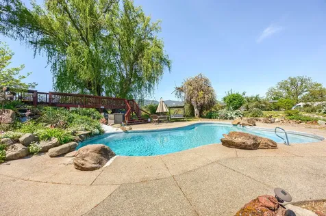 3600 Madrona Lane Medford OR 97501