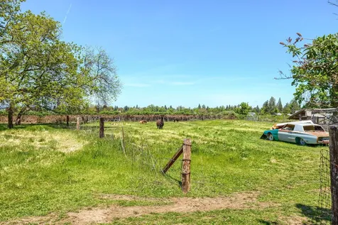 3600 Madrona Lane Medford OR 97501