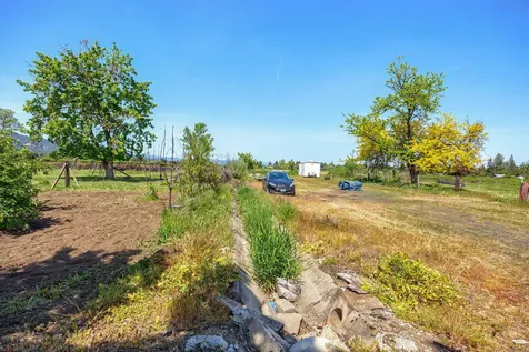 3600 Madrona Lane Medford OR 97501