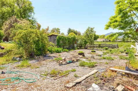 3600 Madrona Lane Medford OR 97501