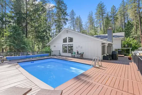 160 Hidden Valley Lane Rogue River OR 97537