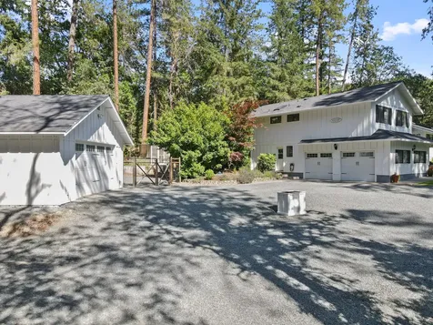 160 Hidden Valley Lane Rogue River OR 97537