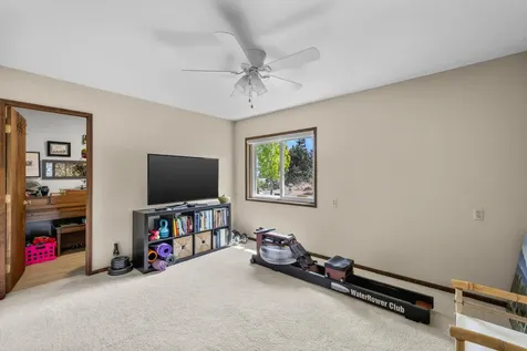 1776 NE Pheasant Lane Bend OR 97701