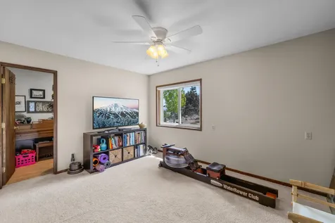 1776 NE Pheasant Lane Bend OR 97701