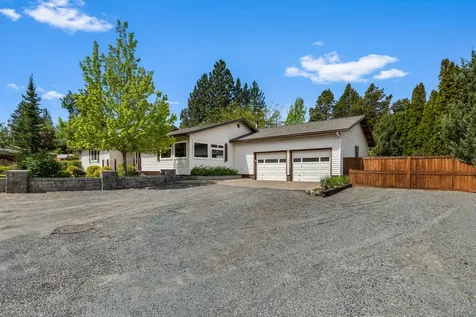 1776 NE Pheasant Lane Bend OR 97701