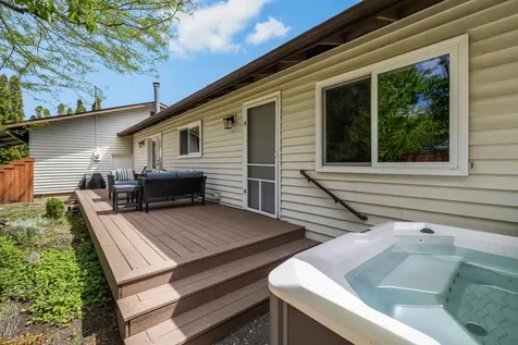 1776 NE Pheasant Lane Bend OR 97701