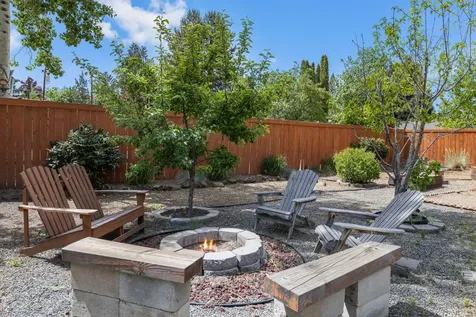1776 NE Pheasant Lane Bend OR 97701