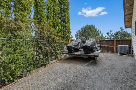 1776 NE Pheasant Lane Bend OR 97701