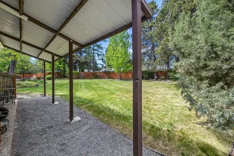 1776 NE Pheasant Lane Bend OR 97701