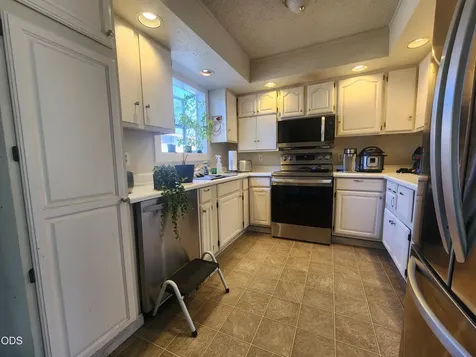 1035 Applewood Street Klamath Falls OR 97603