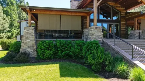 1030 Anglers Place Shady Cove OR 97539
