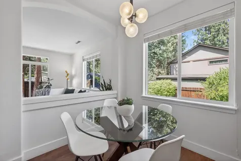 61039 Honkers Lane Bend OR 97702