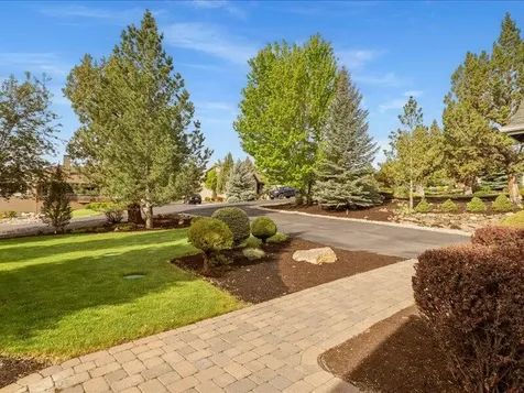 1747 Turnstone Road Redmond OR 97756