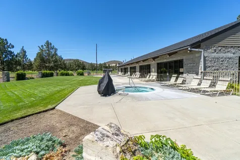 1747 Turnstone Road Redmond OR 97756