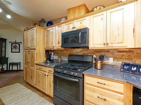 150 Castaline Place Shady Cove OR 97539