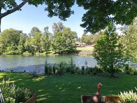 150 Castaline Place Shady Cove OR 97539