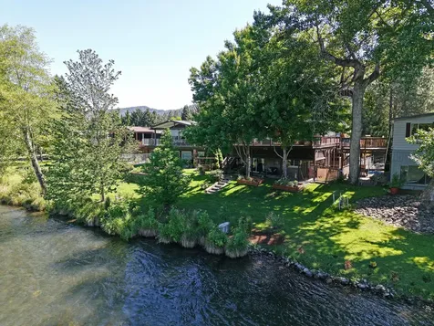 150 Castaline Place Shady Cove OR 97539