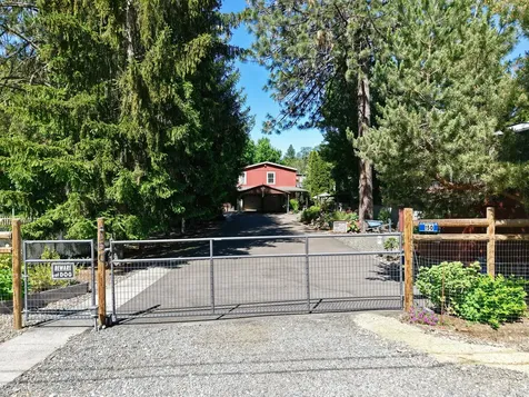 150 Castaline Place Shady Cove OR 97539