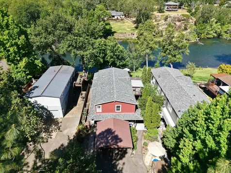 150 Castaline Place Shady Cove OR 97539
