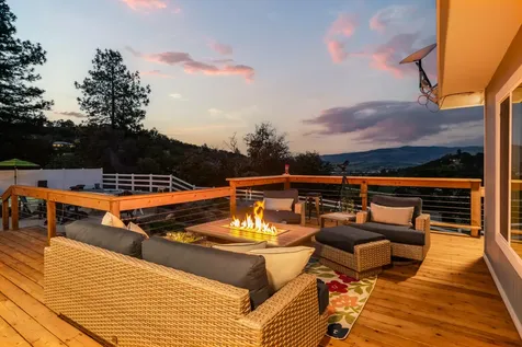 4855 Pioneer Road Medford OR 97501