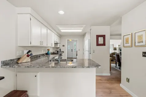 184 Meadow View Drive Phoenix OR 97535