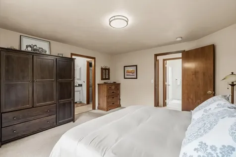 184 Meadow View Drive Phoenix OR 97535