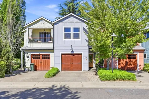 692 SE Vine Maple Lane Grants Pass OR 97527