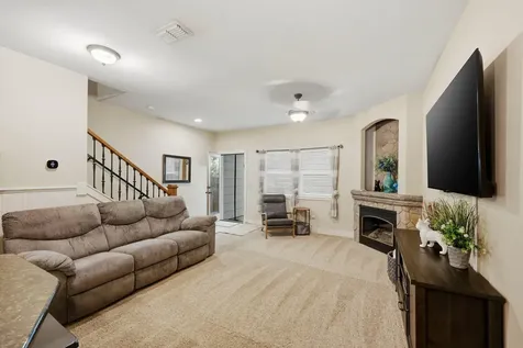 692 SE Vine Maple Lane Grants Pass OR 97527
